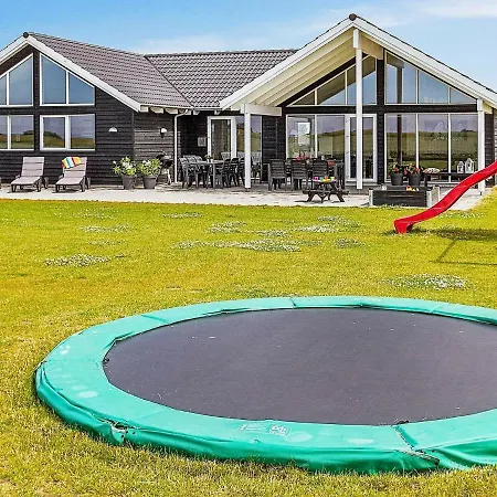 Holiday home 16 Person In